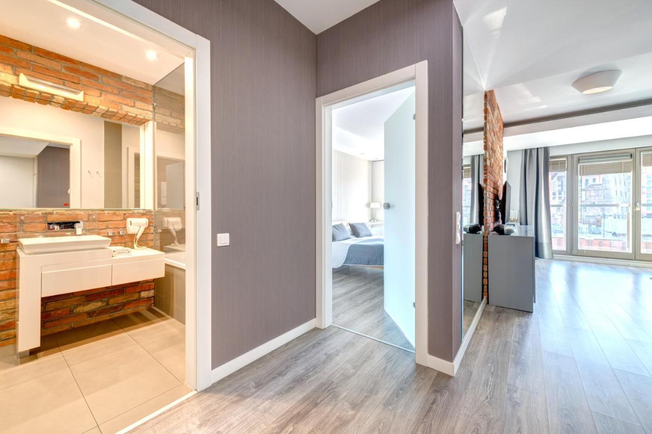 3 City Apartments - Waterlane Valhalla Гданск Екстериор снимка