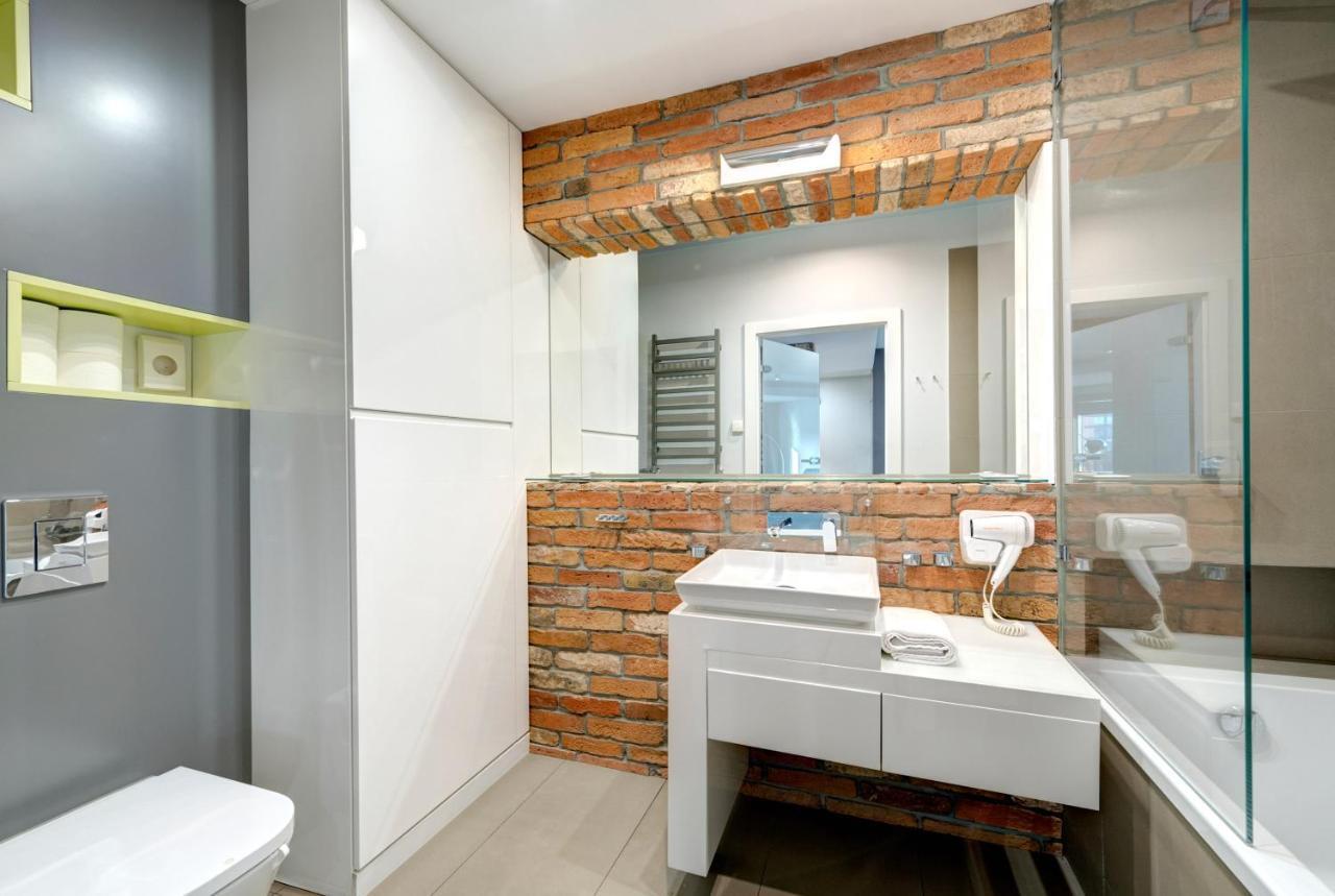 3 City Apartments - Waterlane Valhalla Гданск Екстериор снимка